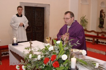 01-bohosluzba-v-Klokotech.jpg