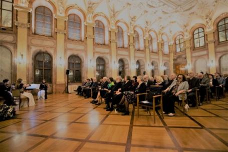 senat-550px